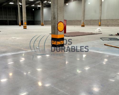 Pulido de pisos de concreto